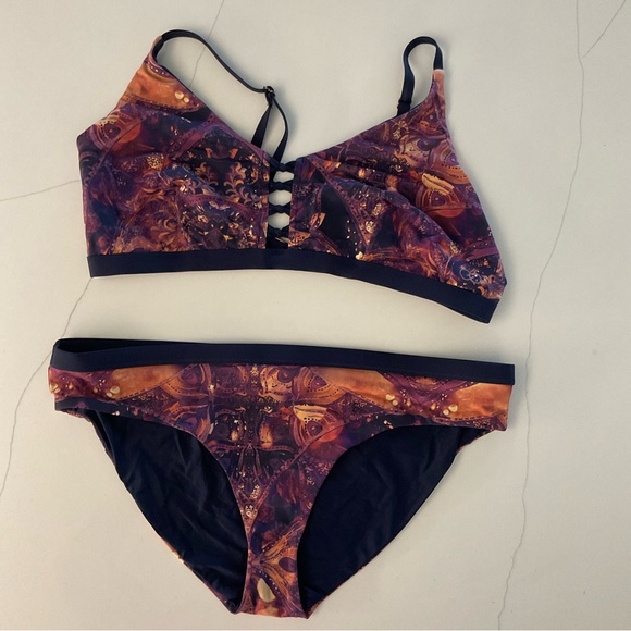 CALIA by Carrie Underwood Navy Gold Purple Reversible Bikini Size Large - Picture 7 of 8